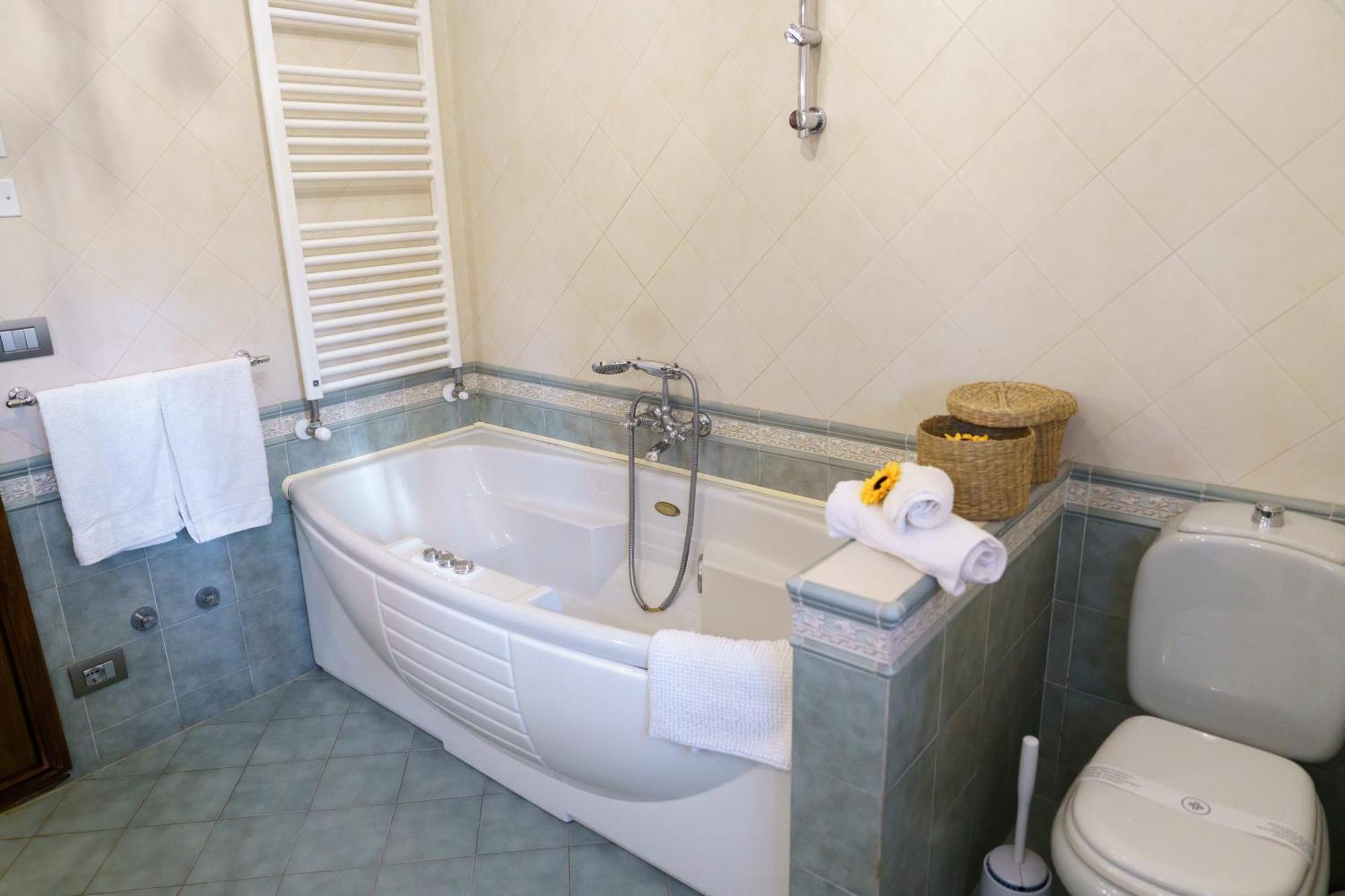 Villa Desideria فيليني فالدارنو المظهر الخارجي الصورة